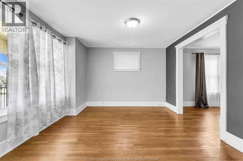31-33 GILES East — photo 19 of 40