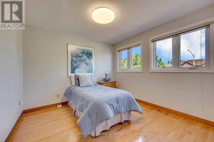 300 Canital Court — photo 26 of 40