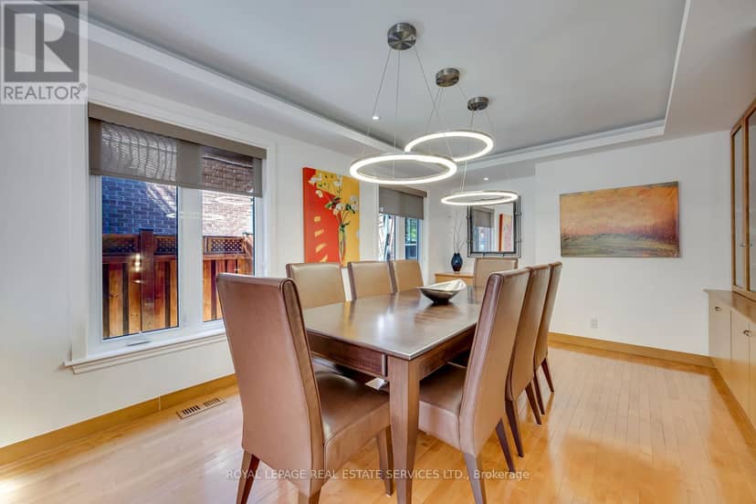 300 Canital Court — photo 9 of 40