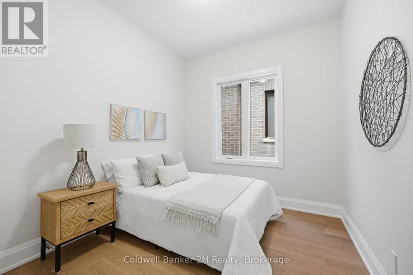 31 Lonetto Street — photo 27 of 34