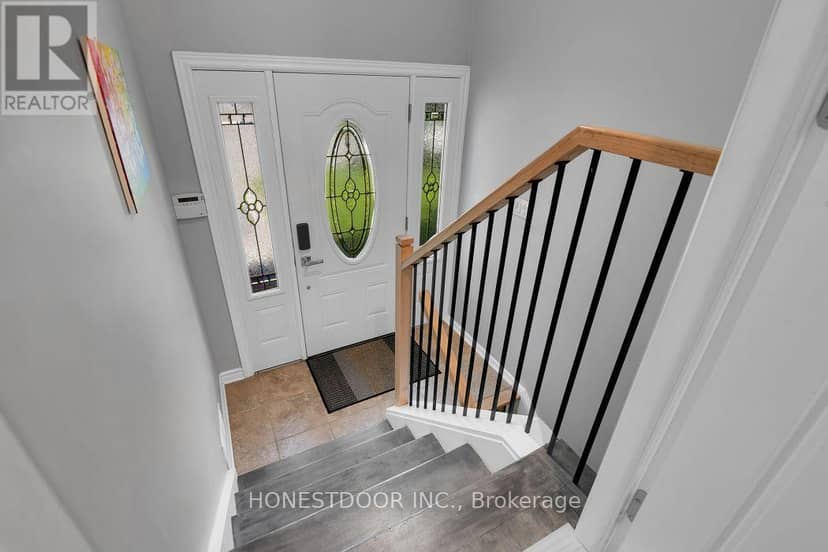 2601 Needham Crescent — photo 5 of 27
