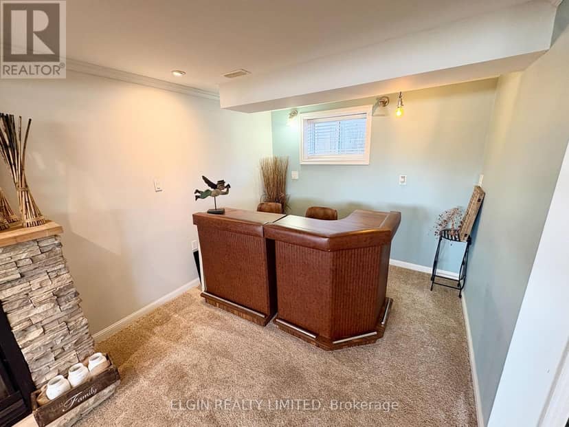 66 Aldborough Avenue — photo 10 of 17