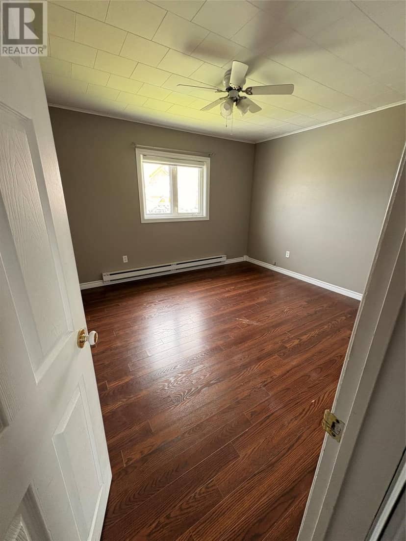 85 LeGrow Street, Port aux Basques, photo 8