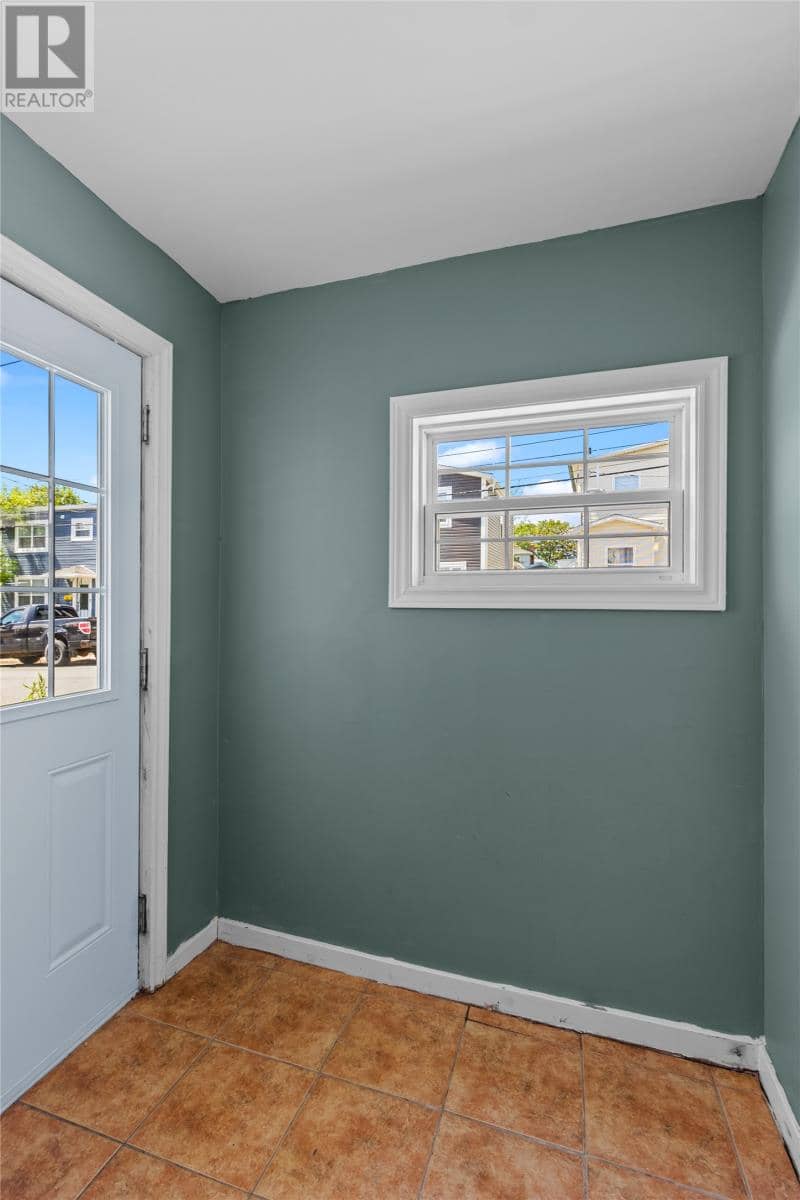 22 Mount Royal Avenue, St. John's, photo 3