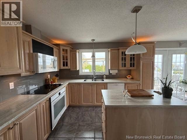 469 Chaleur Street, Charlo, photo 6