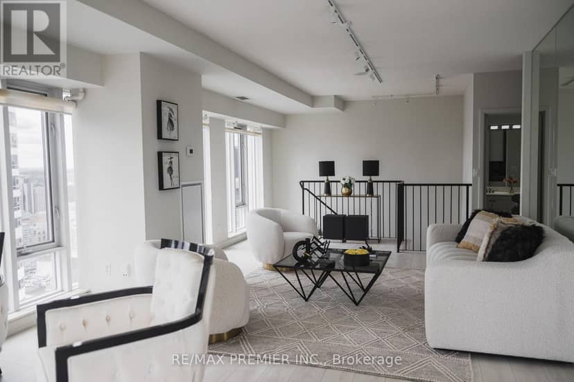 4407 - 210 Victoria Street — photo 12 of 40