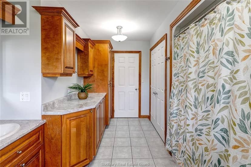 366 Northshore Road — photo 16 of 40