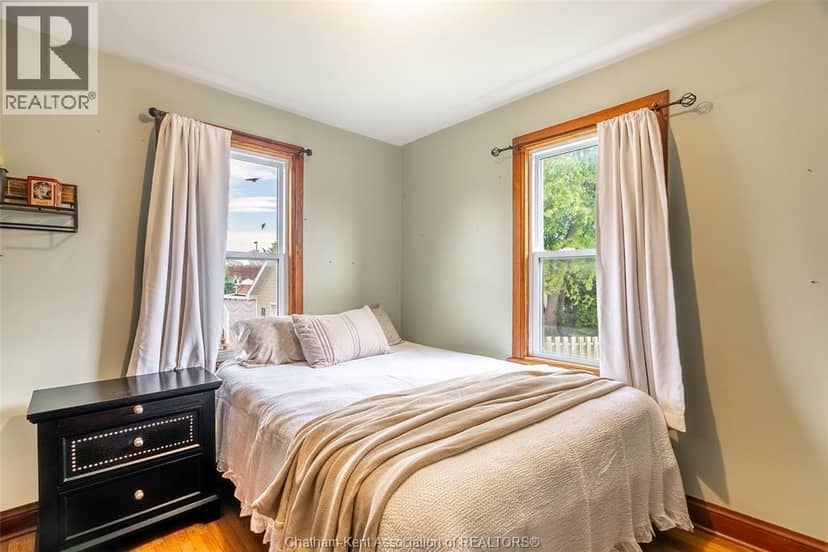 30 Marlborough STREET South — photo 12 of 30