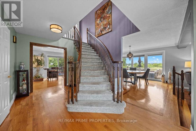 800 Fairwinds Terrace — photo 3 of 40