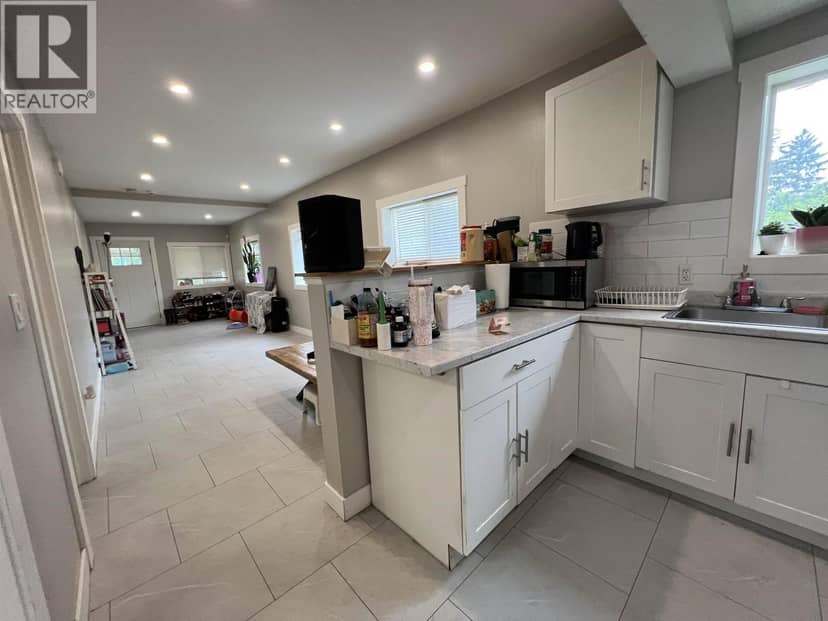 215 E 9TH AVENUE, Prince Rupert, photo 4