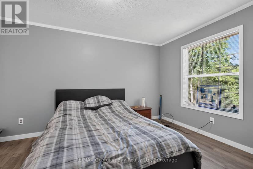 927 Vindin Street — photo 8 of 27
