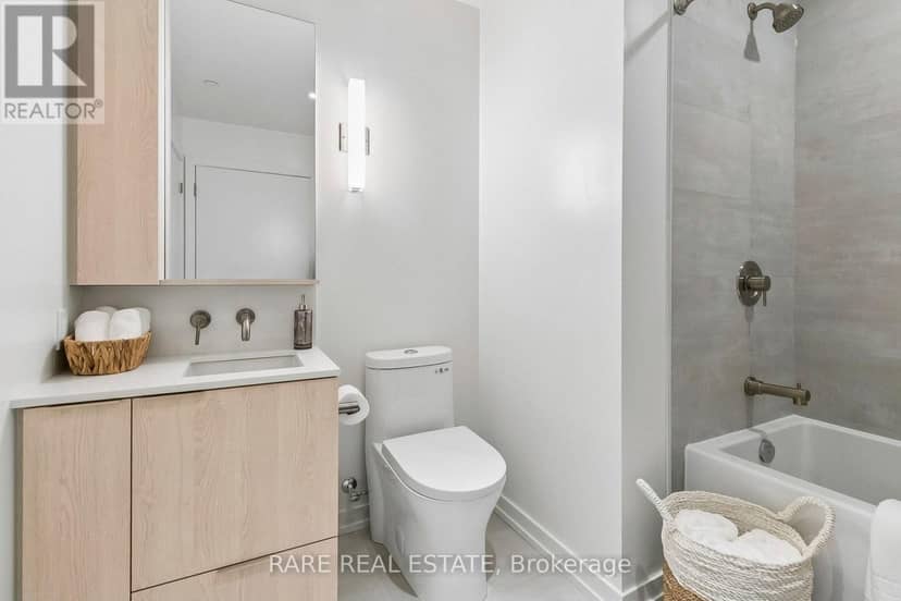 2603 - 110 Broadway Avenue — photo 17 of 32
