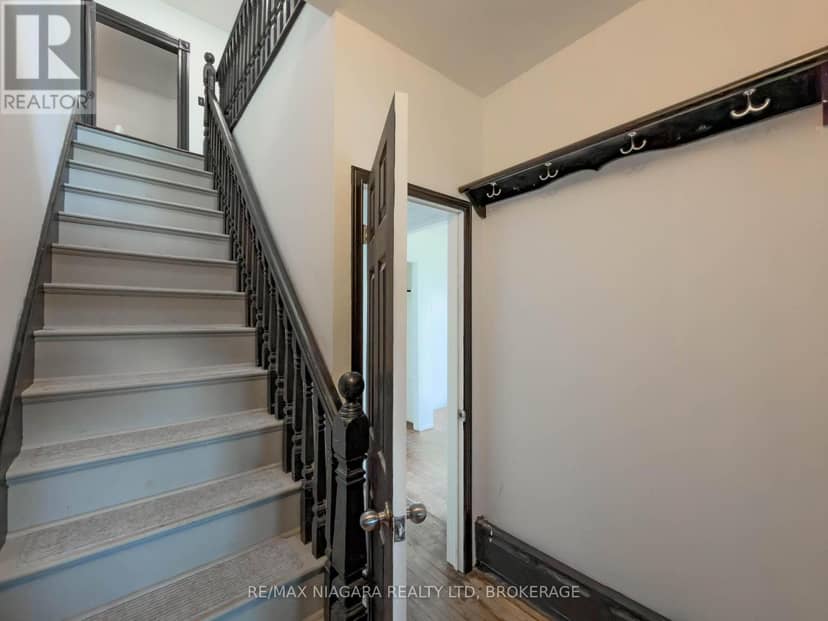51 Plymouth Road — photo 26 of 40