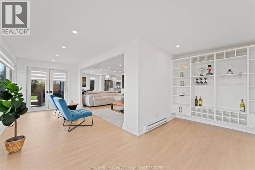 8190 Riverside Drive — photo 10 of 40