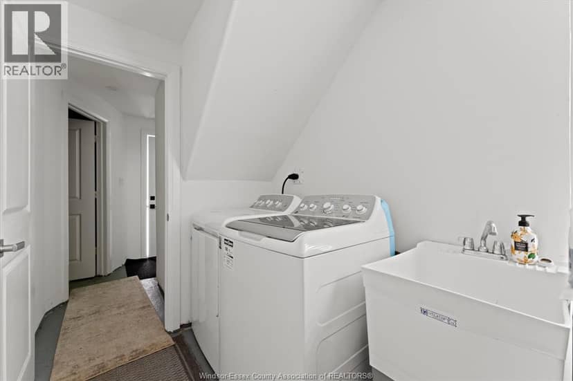 8190 Riverside Drive — photo 28 of 40
