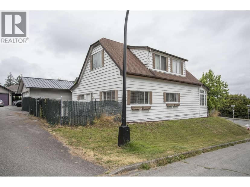 12393 GRAY STREET, Maple Ridge