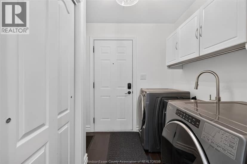 208 Crystal Bay Drive — photo 12 of 40