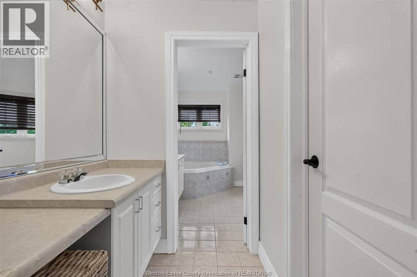 208 Crystal Bay Drive — photo 25 of 40