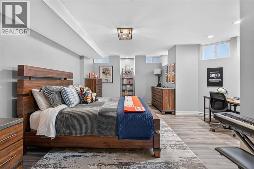 208 Crystal Bay Drive — photo 35 of 40