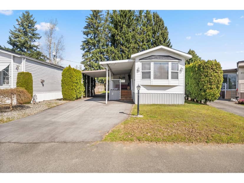 23 31313 LIVINGSTONE AVENUE, Abbotsford, photo 2