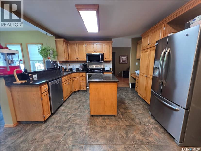 2267 Newcombe DRIVE — photo 15 of 40