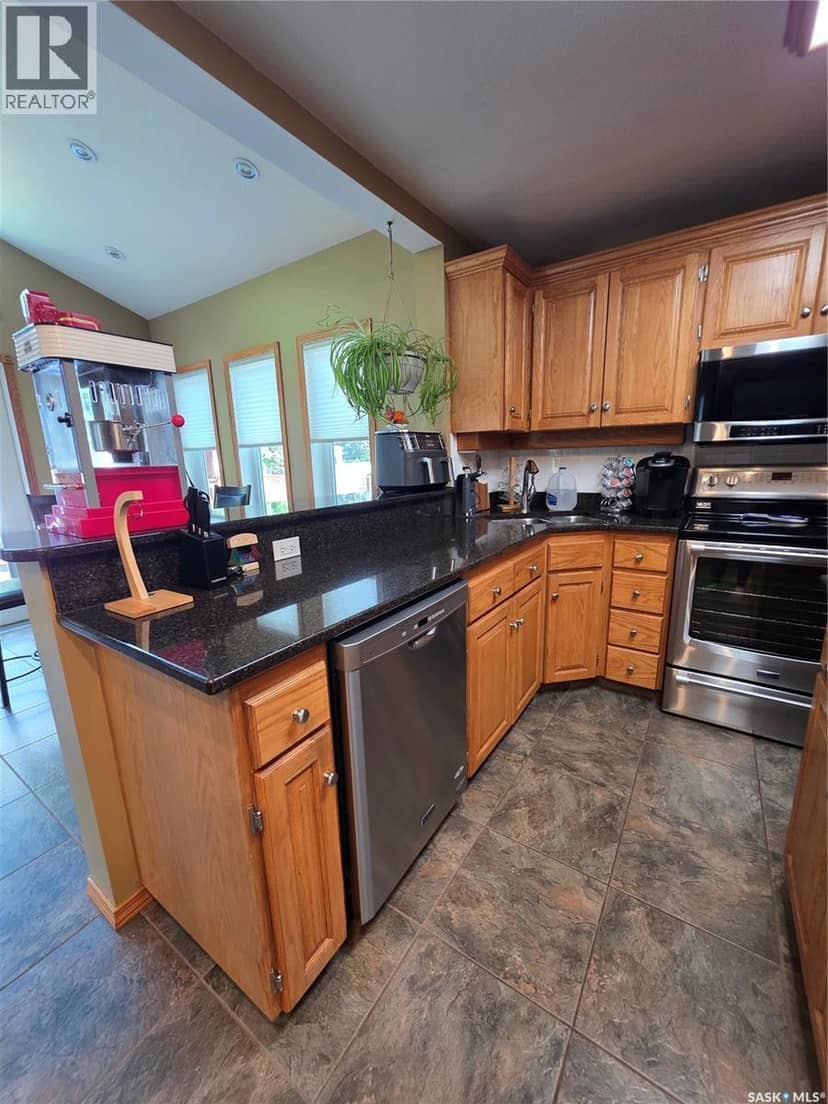 2267 Newcombe DRIVE — photo 16 of 40