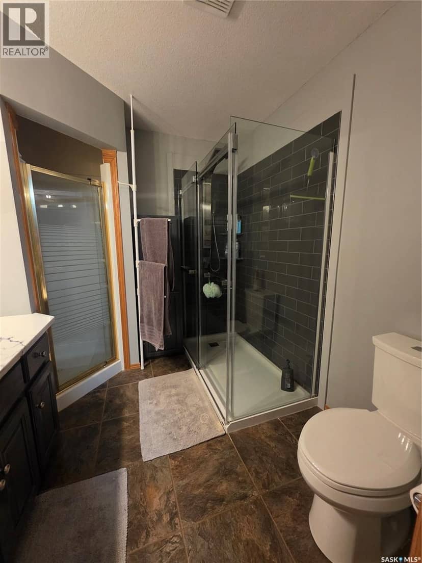 2267 Newcombe DRIVE — photo 24 of 40