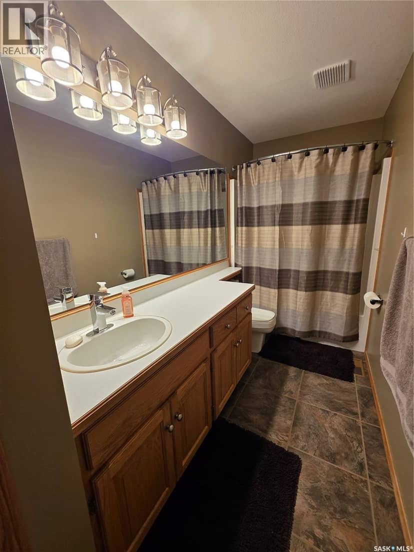 2267 Newcombe DRIVE — photo 30 of 40