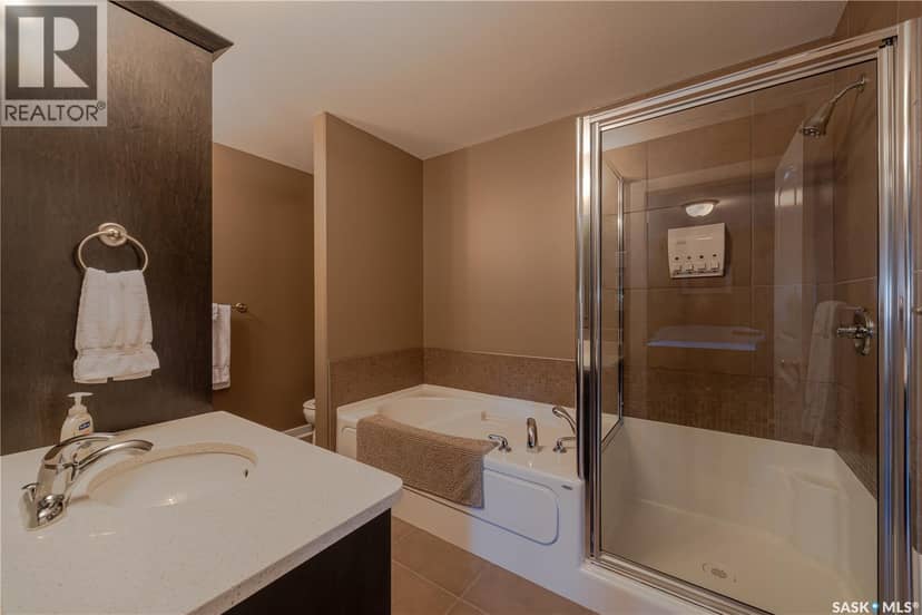B 608 Riche STREET — photo 17 of 26