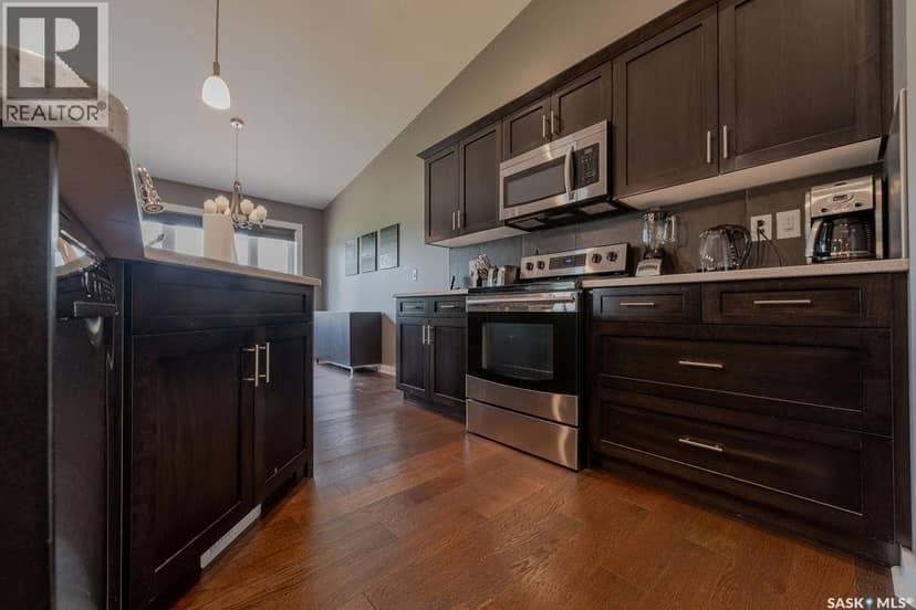 A 608 Riche STREET — photo 10 of 26