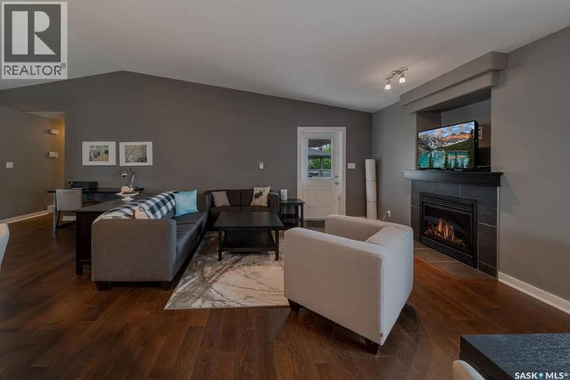 A 608 Riche STREET — photo 7 of 26
