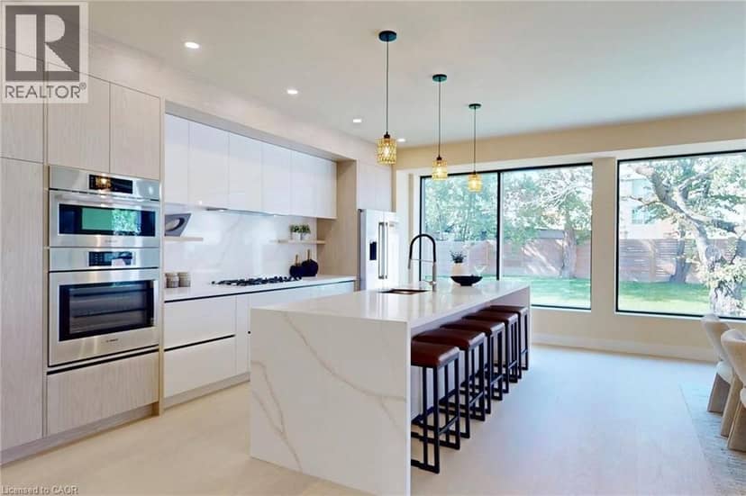 28 DUNSMORE Gardens — photo 10 of 40