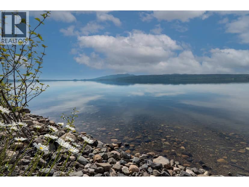 8687 GALA BAY ROAD, Fraser Lake, photo 6