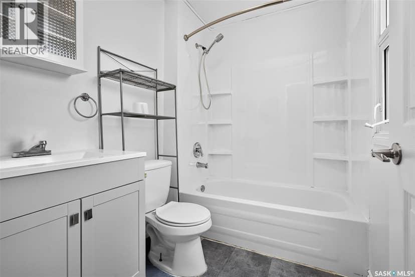805 Athabasca STREET E — photo 32 of 40