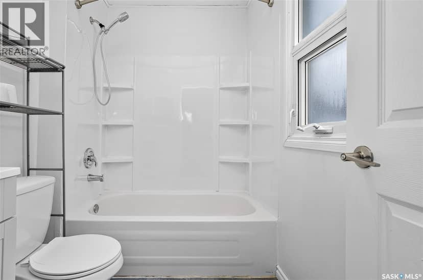 805 Athabasca STREET E — photo 33 of 40