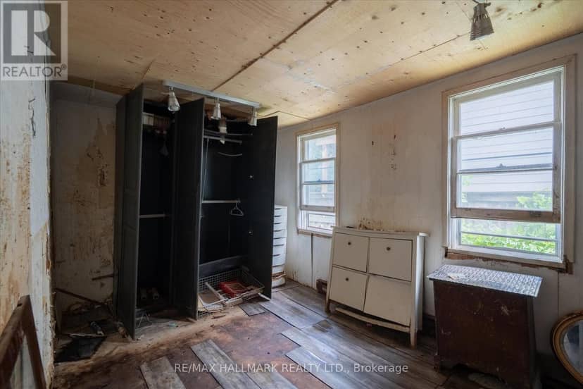 2329 Crystal Beach Road — photo 11 of 25