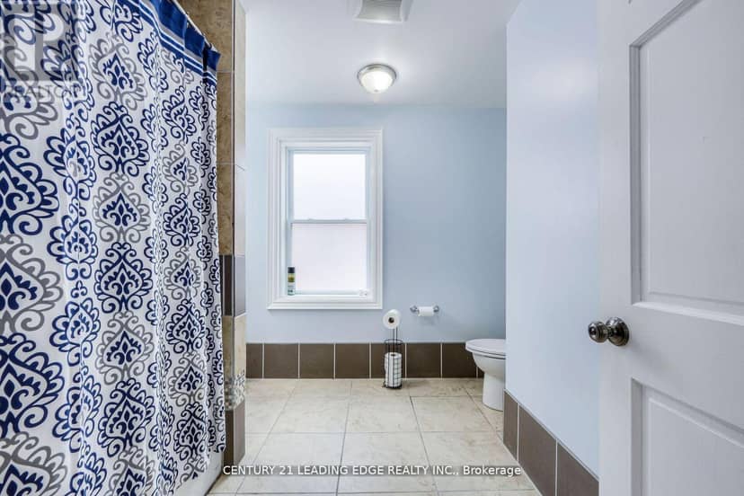 214 Aylmer Street — photo 16 of 27