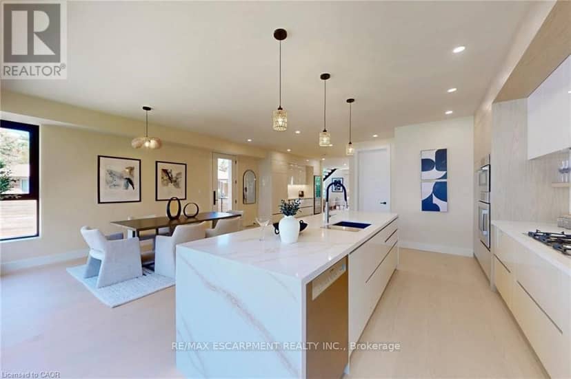 28 Dunsmore Gardens — photo 11 of 40