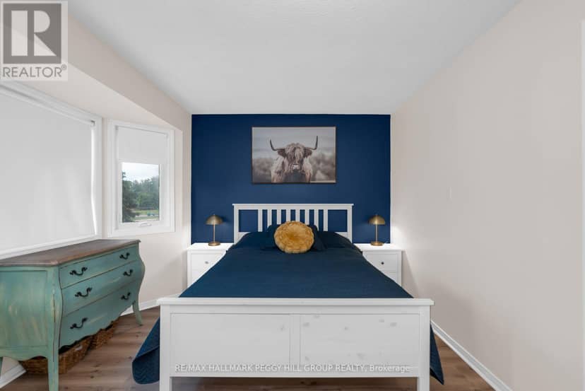 990 Maclean Street — photo 7 of 24