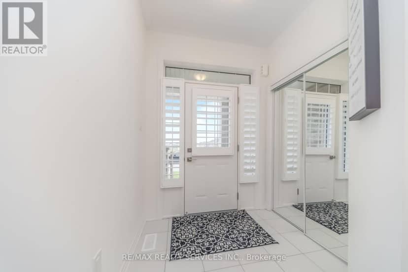 69 Kirkwood Way — photo 7 of 40