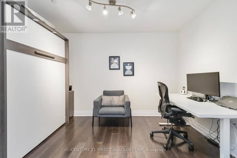 809 - 505 Talbot Street — photo 25 of 40