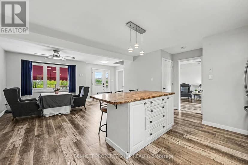 2290 Wolf Grove Road, Lanark Highlands, photo 6