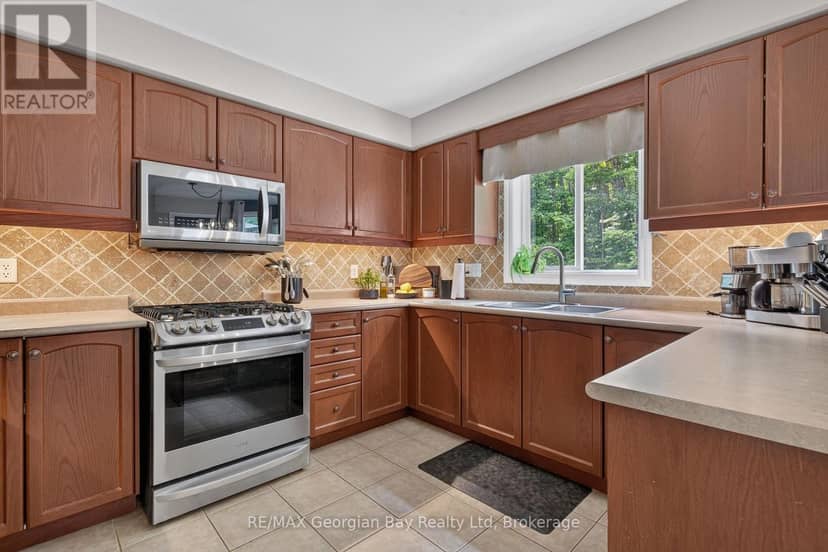 400 Keller Drive — photo 8 of 40