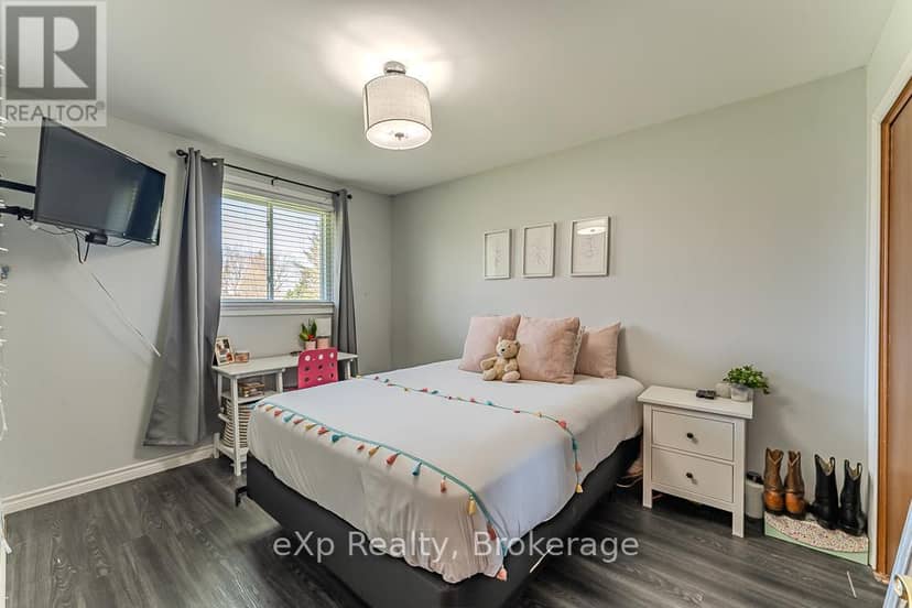 670 Joynt Street — photo 33 of 40