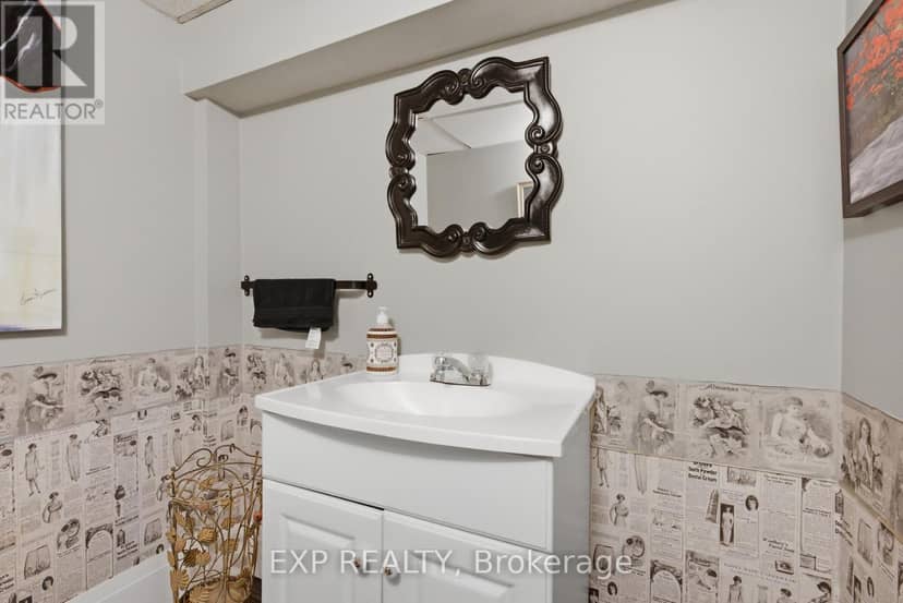 26 Lowell Avenue — photo 40 of 40
