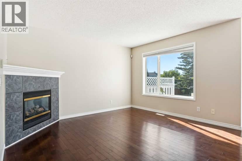 73 Rocky Ridge Heath NW, Calgary, photo 5