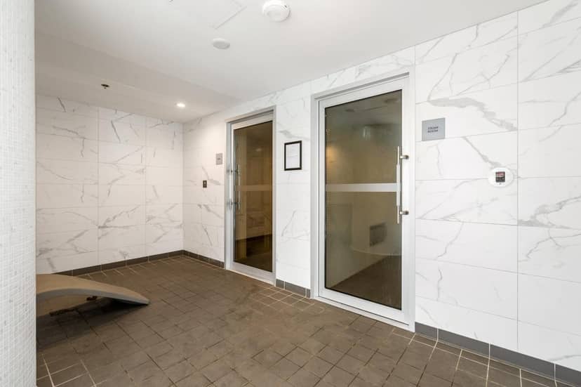 2702 13768 100 AVENUE, Surrey, photo 5