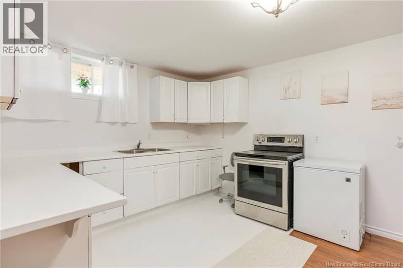 520 Middlesex Road — photo 28 of 40