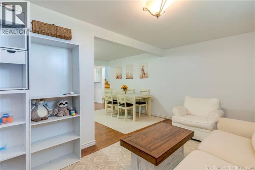 520 Middlesex Road — photo 35 of 40