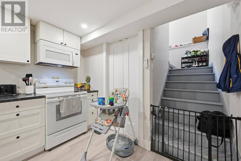 8B Gordon Street — photo 26 of 40